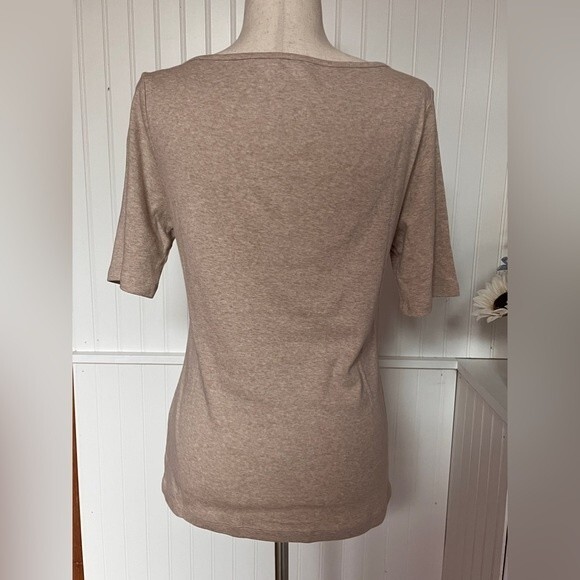 Tommy Hilfiger Short Sleeve Beige Top NWT - Picture 3 of 5
